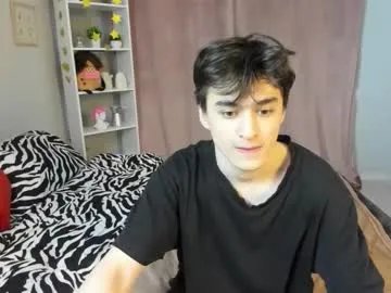 Freechat kevinhunter_ on Chaturbate