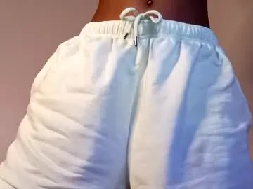 Freechat kibrombariu45 on Chaturbate