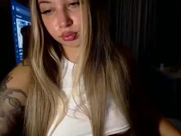 Freechat kimlee4 on Chaturbate