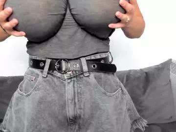 Freechat kitty_hotx on Chaturbate