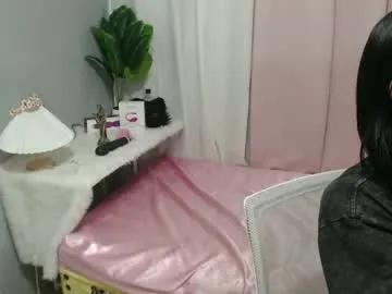 Freechat kitty_piex on Chaturbate