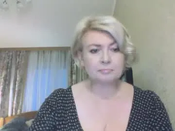 Freechat laramrs on Chaturbate