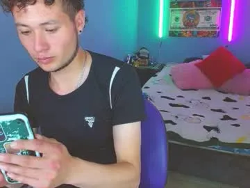 Freechat latin_boysxxx_ on Chaturbate