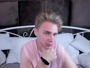 Private lawrence_miles on Chaturbate