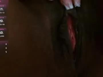 lele_f_w on Chaturbate