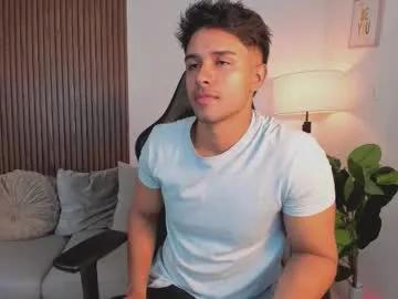 Freechat liam_colliins on Chaturbate