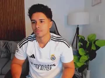 Freechat liam_colliins on Chaturbate