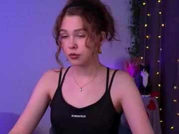 lisa_roses —  Goal: sexy dance   #natural #18 #shy #teen #nonude [200 tokens remaining]