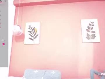 littleebonymommy on Chaturbate