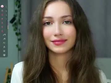 Freechat loriamarzinske on Chaturbate