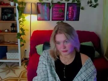 Freechat louisemous on Chaturbate