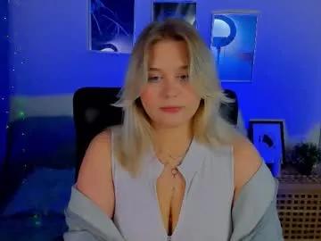 Freechat louisemous on Chaturbate