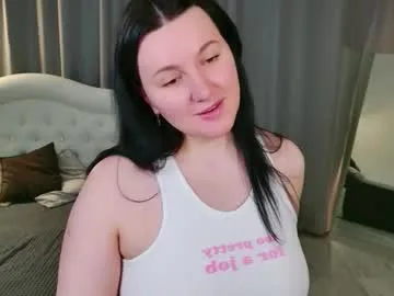 Freechat love_me_tonight_ on Chaturbate