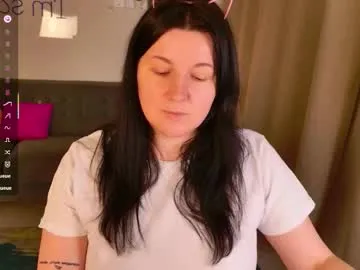 Freechat love_me_tonight_ on Chaturbate