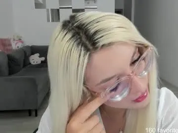 Freechat lovelybianca_ on Chaturbate