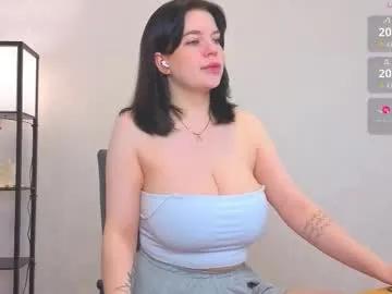 lovlybambi on Chaturbate 