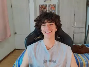 Offline lucas_xo on Chaturbate