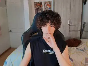 Offline lucas_xo on Chaturbate