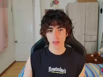 Offline lucas_xo on Chaturbate