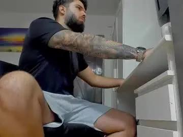 Chaturbate lukedenver is Freechat lukedenver — Master or LoverBoy? Let's find out! #master #findom #bigcock #smoke #party