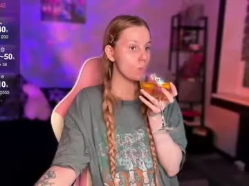 Freechat lunacyy on Chaturbate