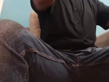 Offline masterdickjuicy on Chaturbate