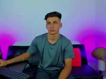 Freechat max_wild01 on Chaturbate