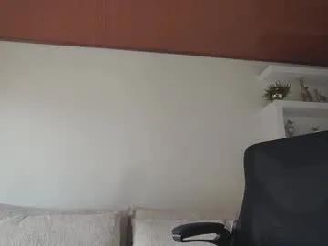 Freechat maximohoot on Chaturbate