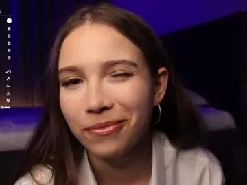 Freechat mellowpearl on Chaturbate