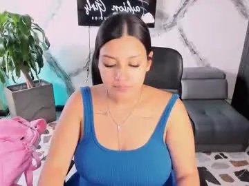 Freechat melodysnow on Chaturbate