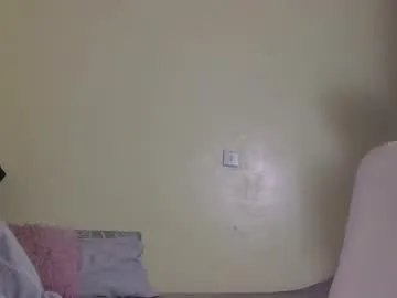 Freechat mi_dulcee on Chaturbate