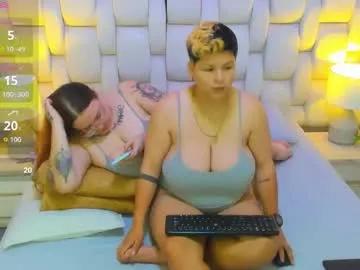 miaandmolly_'s avatar