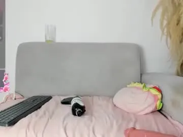 Offline miafisher_ on Chaturbate