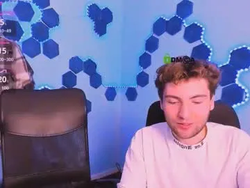 Group michael_strong_ on Chaturbate