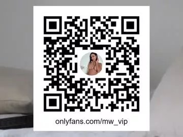 Freechat miiiawallace on Chaturbate