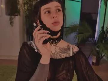 mika_moon_ on Chaturbate