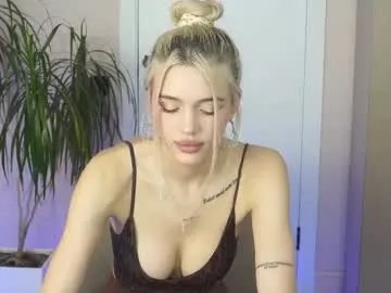 milabunny_ — GOAL : Let them drool on my sweet breasts / Hello hello Im Mila and Im 18 yo,glad to see u  #new #blonde #bigboobs #shy #18 [77 tokens remaining]