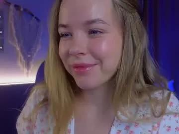 milly_shy on Chaturbate