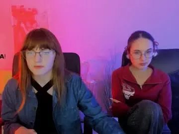 mona_cloud on Chaturbate