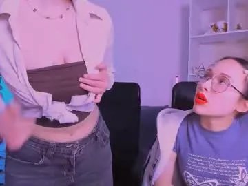 mona_cloud on Chaturbate