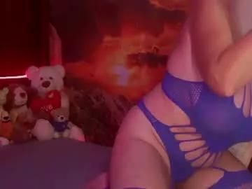 Freechat monicutex on Chaturbate
