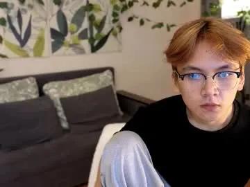 Freechat moon_felix on Chaturbate
