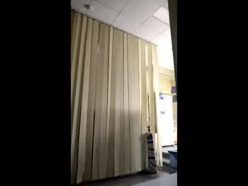 Freechat muriiyarxmagic on Chaturbate