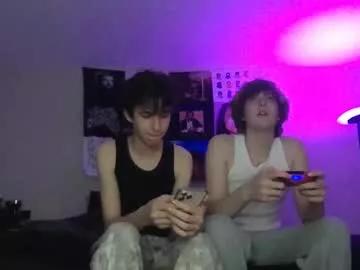 Freechat mylesandmaxxx06 on Chaturbate