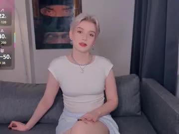 Freechat nakishacroshaw on Chaturbate