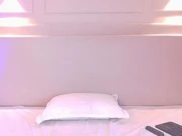 naomiklarc — GOAL: Fingering pussy [0 tokens remaining] Cute face  = Naughty MindCntrl me Get me wetPvt On! New Content on my Bio #skinny #latina #teen #natural #18