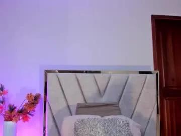 ninacavallli on Chaturbate