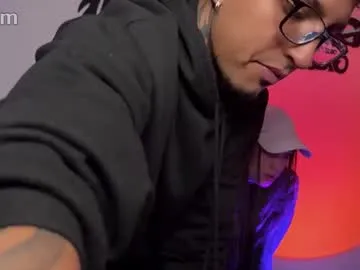 Freechat nocturnallovers_ss on Chaturbate