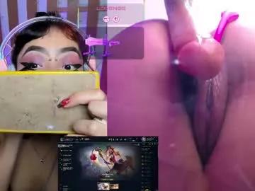 Freechat nyveth on Chaturbate