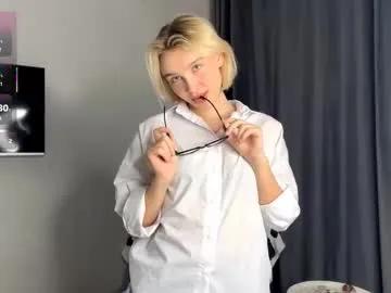 paztumminello — Goal -  Skirt up, ass jiggles hard My name is Lola #squirt #18 #shy #teen #lovense [77 tokens remaining]